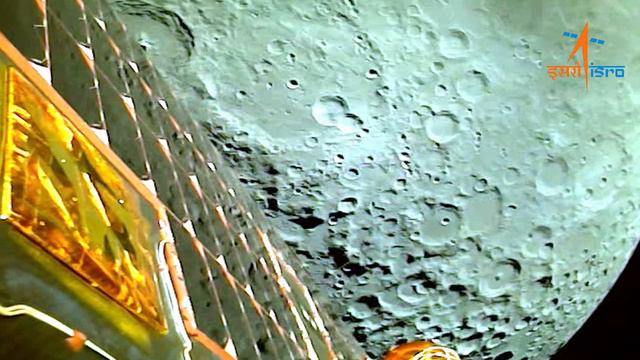 The Moon as viewed by Chandrayaan 3 during Lunar Orbit Insertion смотреть онлайн