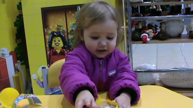 Винни Пух яйца сюрпризы открываем игрушки Winnie l'Ourson oeufs avec surprise Wi смотреть онлайн