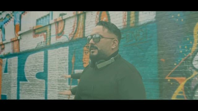 Reda Taliani X Moh Casanova - Edini B3ida ( Clip Officiel )