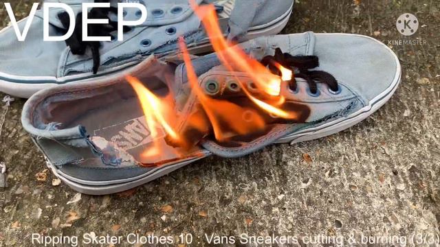 Ripping Skater Clothes 10 : Vans Sneakers Cutting & Burning (3/3) смотреть онлайн