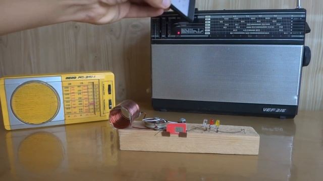 ? СВОЯ РАДИОСТАНЦИЯ ДВ СВ Диапазона ? Для детекторных приемников ? Проще не придумаешь ! смотреть онлайн