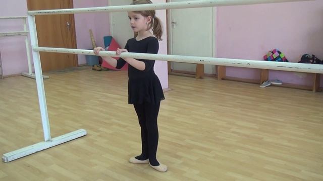 21.04.14. Tver Youth Ballet Академия СК Балета. Урок балета у малышей смотреть онлайн