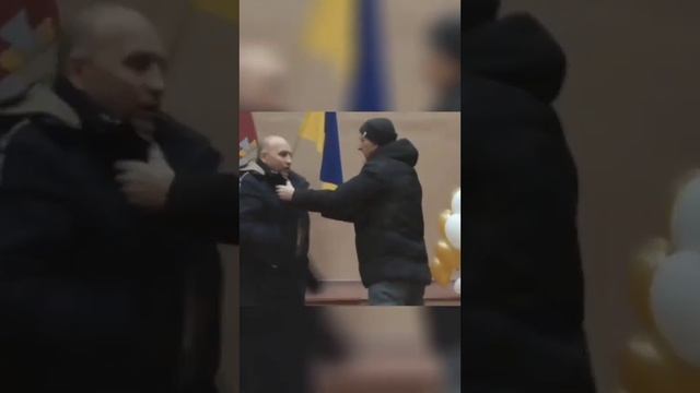 Воздействие на локоть. Рукопашный бой!