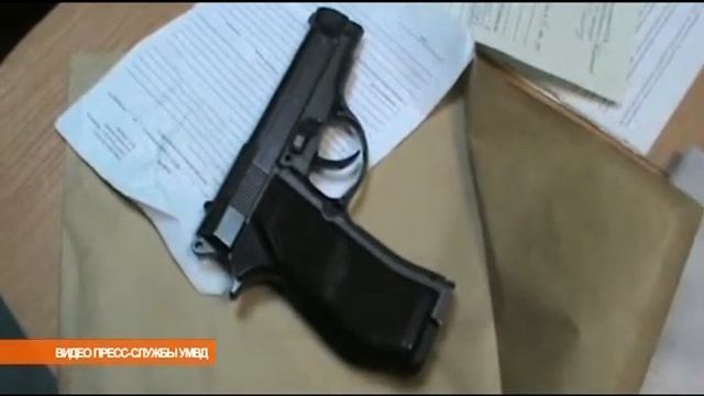 В Кандалакше стреляют по личным автомашинам 10.06.2014 смотреть онлайн