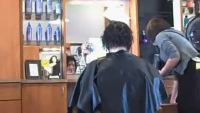Foxy Curls Demo - TIGI Bed Head