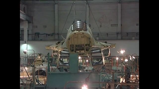 Иркутский авиационный завод. Сборка Су-30МК смотреть онлайн