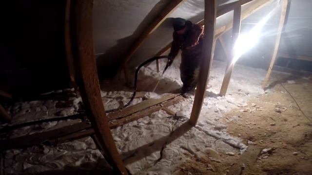 Утепление жидким пенопластом( пеноизолом) смотреть онлайн