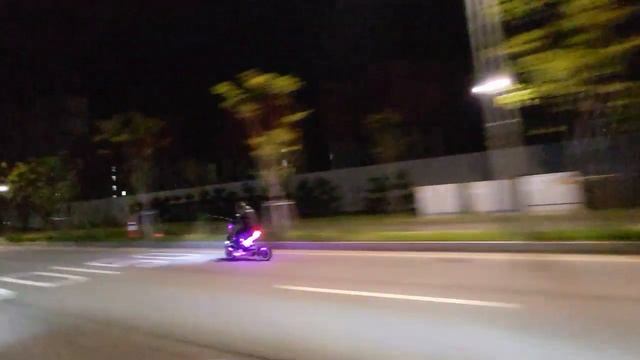 Electric Motorcycle WEPED Cyberfold Night Drive Test 72v & 60v смотреть онлайн