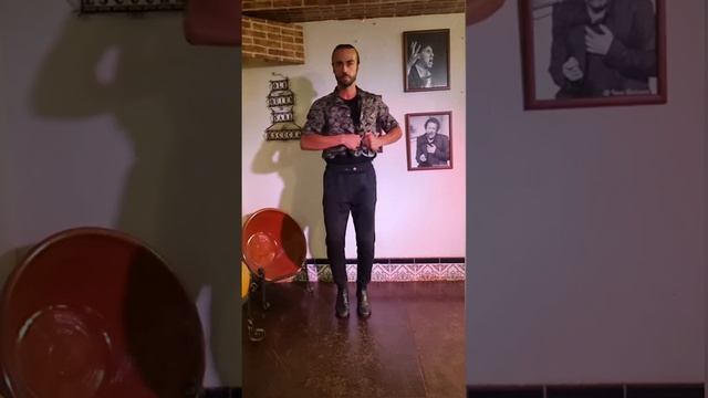 ¡¡¡ Aprende estas 2 combinaciones de FLAMENCO en tu próxima CLASE DE BAILE !!! смотреть онлайн