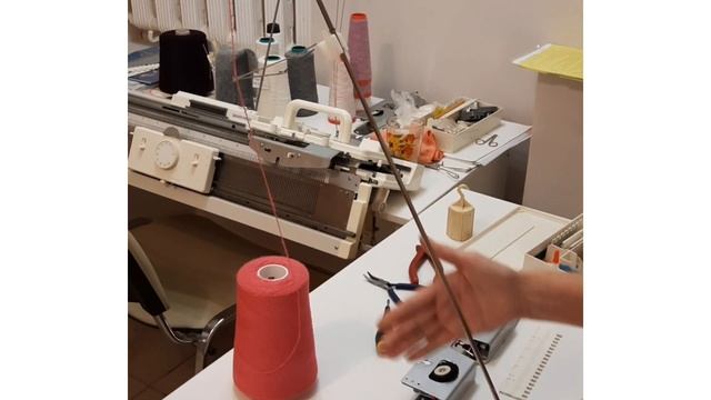 Полезные советы по машинному вязанию от Натальи Васив. смотреть онлайн