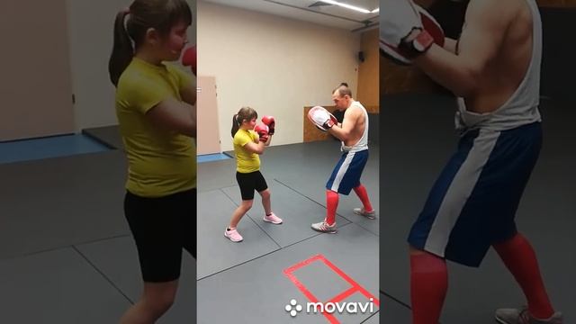 Первая тренировка по боксу? у 9 - летней Сони??? смотреть онлайн