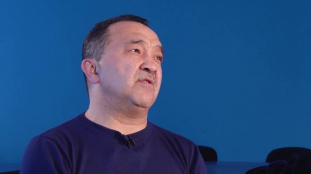 Орзубек Назаров - о бандитских разборках, договорных боях и ММА / 1+1 смотреть онлайн