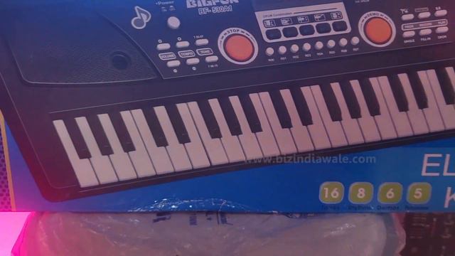 இதுவா அதுவா-சிறந்த கீபோர்டு- Untold Comparison Yamaha PSS F-30 vs Casio SA-47 vs Bigfun Toy Keyboar смотреть онлайн