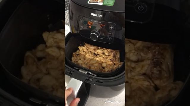 Philips Airfryer HD9650/90 Tavuk Denemesi смотреть онлайн