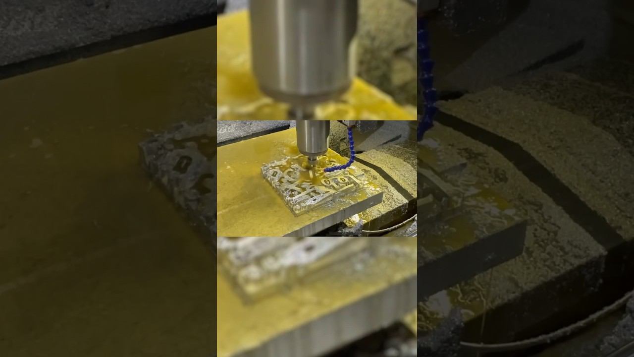 Фрезерные станки на производстве наружной рекламы в Китае #вывеска смотреть онлайн