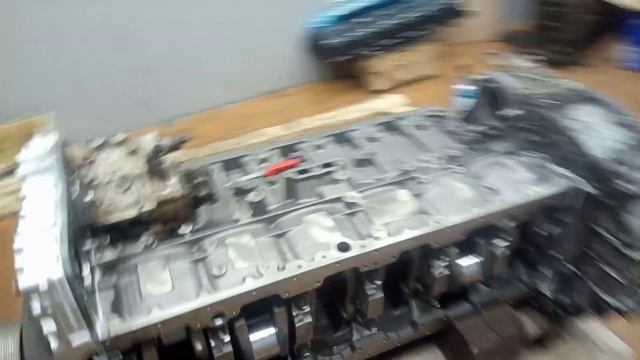 ЯМЗ 650--651--652 рено- МАЗ подробная сборка мотора часть 2. смотреть онлайн