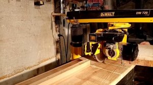 Радиально-консольная пила DeWALT  DW- 720