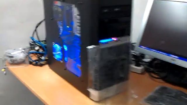 Computer Case смотреть онлайн