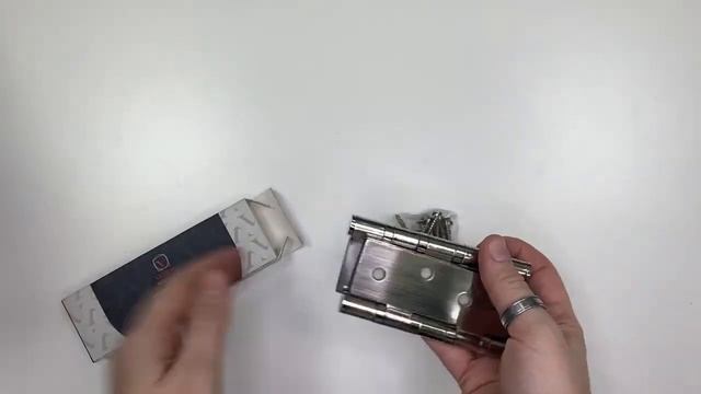 Петли дверные универсальные VETTORE 100х70х2,5 SN 4BB Сатин