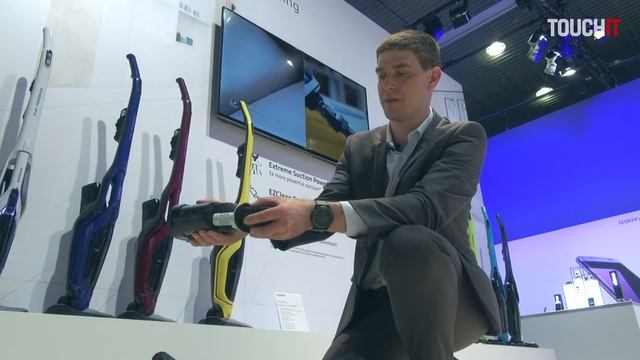 Samsung POWERStick VS7000 tyčový vysávač смотреть онлайн
