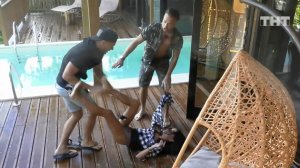 Дом-2: Ромашов с Юлей поругались и подрались