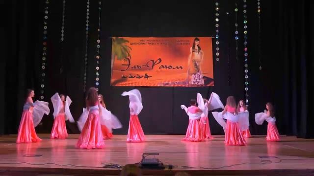 Танец с платками. Школа восточного танца Райсан. Эль Фюм: Весна 2019! смотреть онлайн