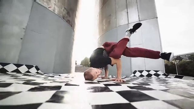 МАКСИМ ПИНЕГИН (BBOY BOLDROCK) - BREAKING | NON-STOP DANCE STUDIO