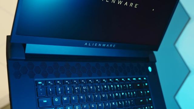 Povestea Alienware și un extraterestru din Zona 51!?The truth is out there. смотреть онлайн