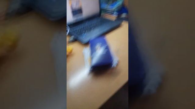 что находится на столе у граффитчика смотреть онлайн