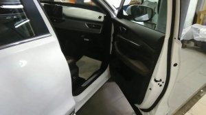 Тигго 8 про совсем кратко, за какие места поднимать автомобиль на подъёмнике,