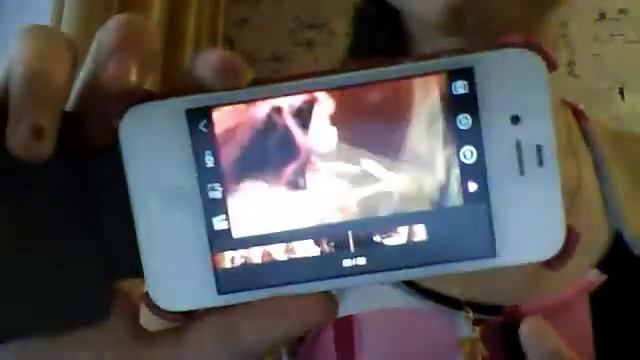 Телефоны в деталях