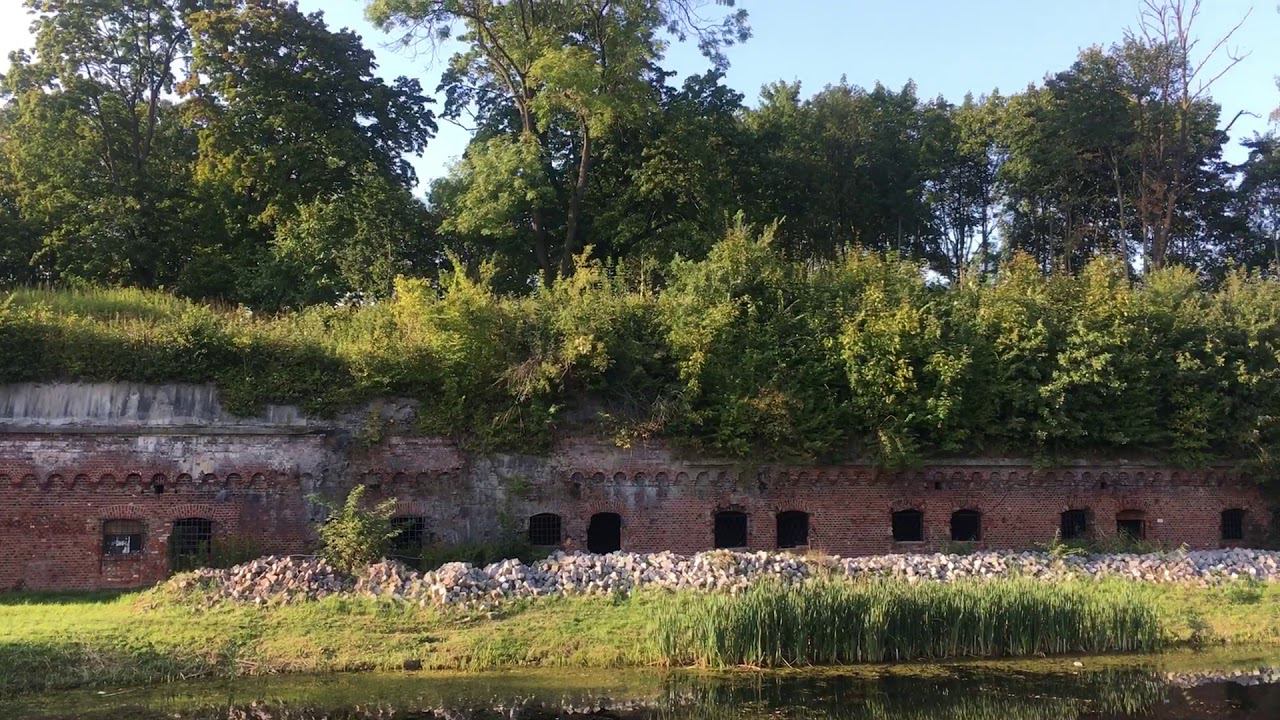 Форт 5 - Король Фридрих Вильгельм III, Калининград ул. Булатова, сентябрь 2018 2 смотреть онлайн