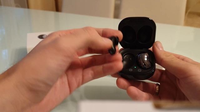 Samsung galaxy buds live SM-R180N распаковка смотреть онлайн