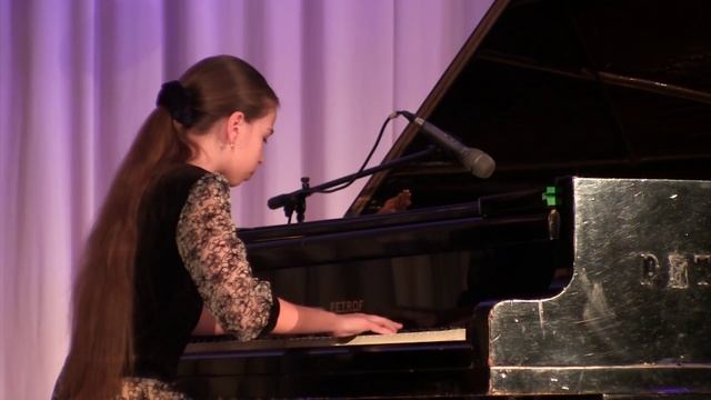 Зудилина Мария г.Королев - Шопен. Вальс до диез минор №7 смотреть онлайн