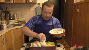 Куриная голень с картошкой в духовке