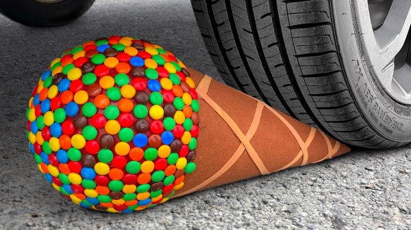 Машина Давит Предметы под Колесом АСМР МАШИНА