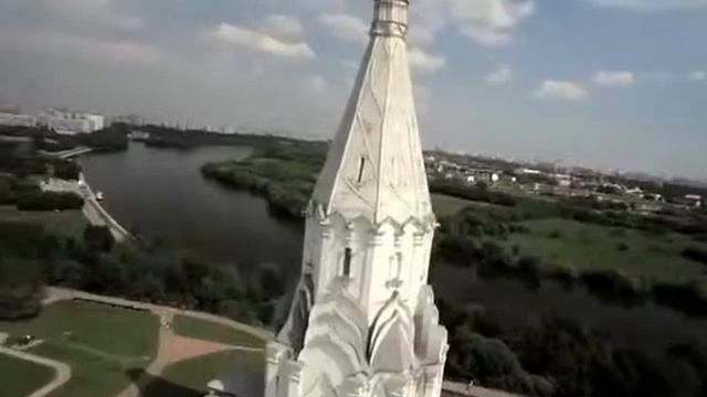 Музей заповедник Коломенское с высоты птичьего полета смотреть онлайн
