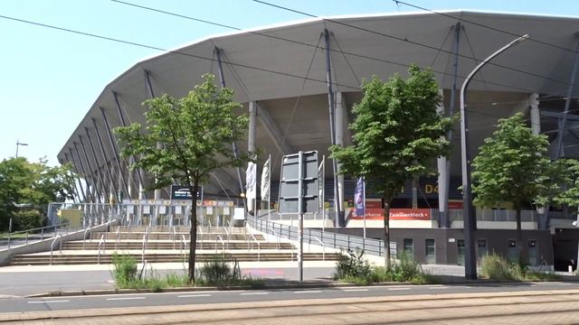 Dresden (Německo) Rudolf-Harbig-Stadion смотреть онлайн