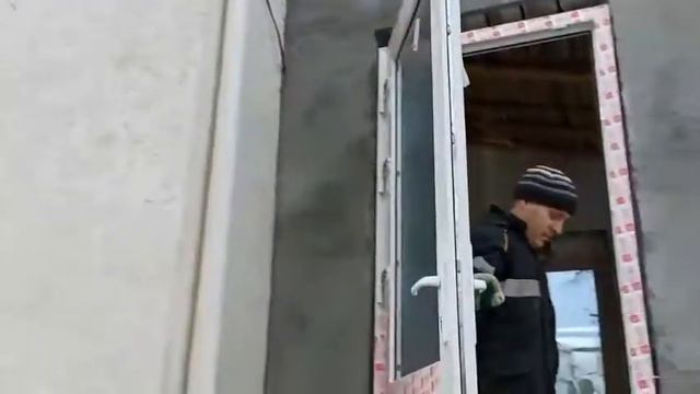 Монтаж входных пластиковых дверей смотреть онлайн