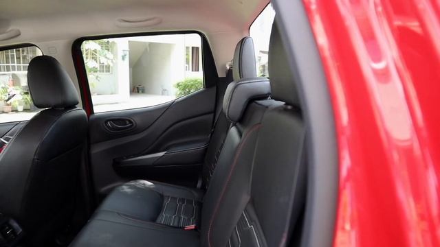 2021 Nissan Navara Pro-4X Review смотреть онлайн