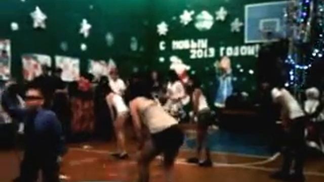 PSY - GANGNAM STYLE(танец 9 класса) смотреть онлайн