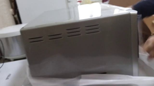 Распаковка — Микроволновая печь Samsung MS23K3513AS смотреть онлайн