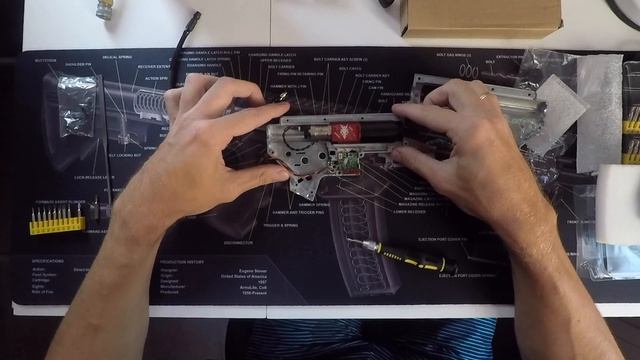 Строим ВВД Mk.18 mod 1 с нуля. Часть 1 - распаковка и установка ВВД смотреть онлайн