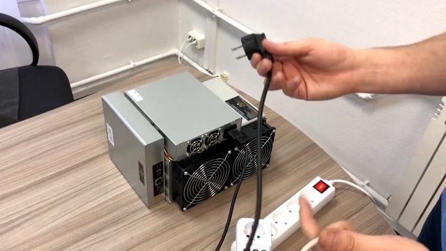 Antminer DR5 Blake256r14 Decred Полный обзор, характеристики, показатели смотреть онлайн