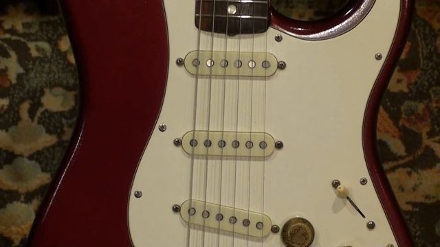 Redguitars '80Fender Stratocaster &'08Gibson Les Paul Darkfire смотреть онлайн