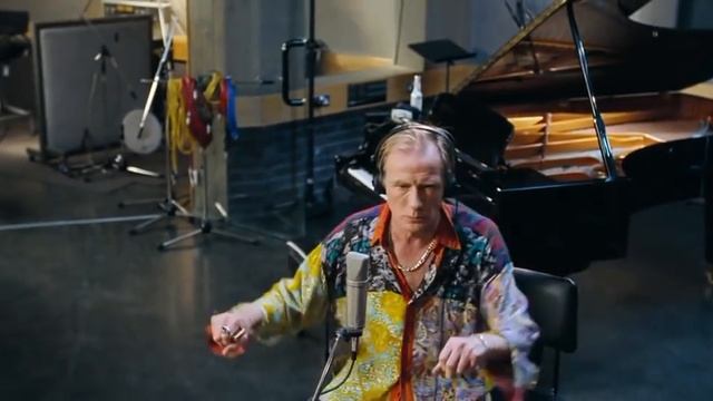 Love Actually - Christmas Is All Around ( good quality ) смотреть онлайн