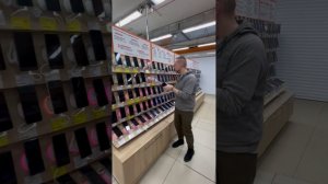 Какой телефон выбрать родителям #новыйгод #2023 #днс #бюджетныеновинки #huawei #удобство