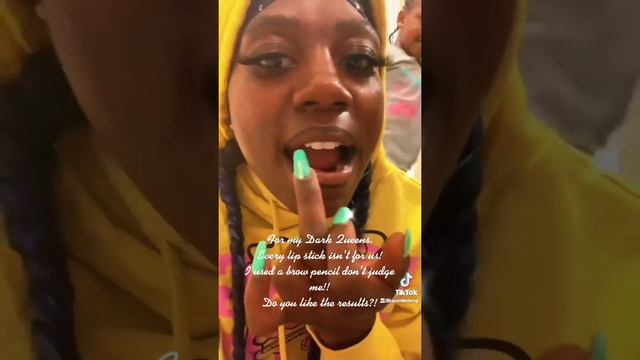 For my Dark Queen! #darkqueen #lipstick смотреть онлайн