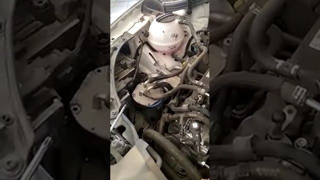 AUDI Q3 2017 changement filtre a gasoil смотреть онлайн