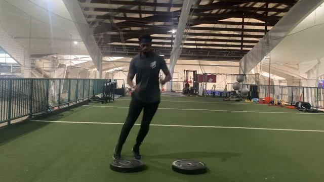 Multi Directional Plate Pogo смотреть онлайн